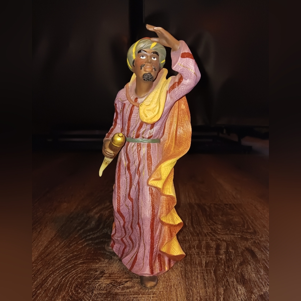 Wise Men Figure Replacement for O'Well Heritage Nativity Set Porcelain